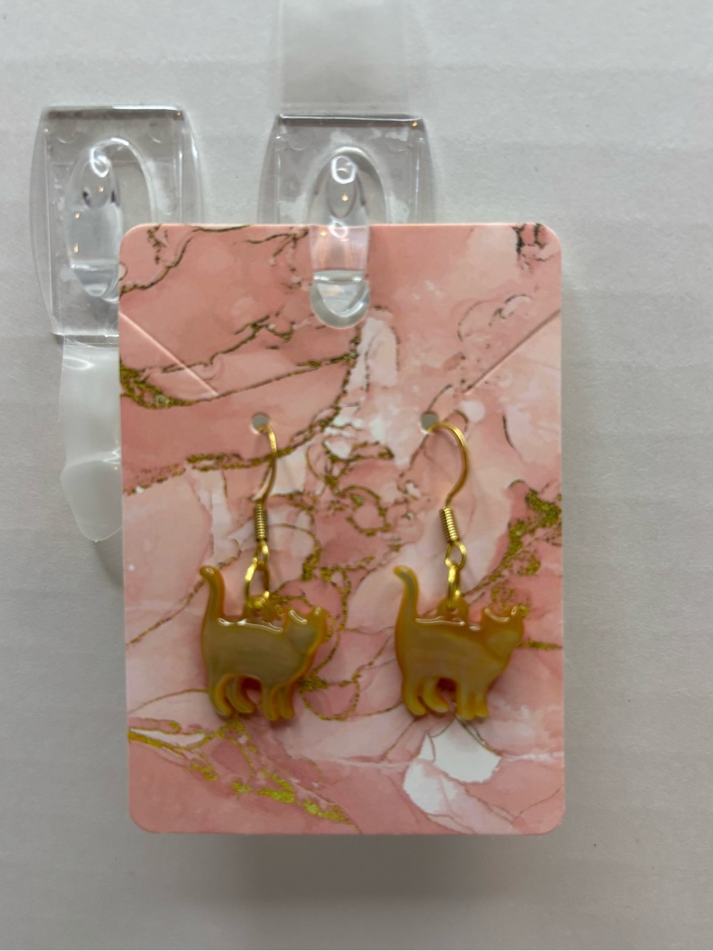 Cute Gold/Glass Cat Dangle Earrings